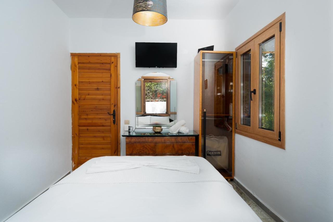 Villa Beis Pórto Ráfti Exteriör bild
