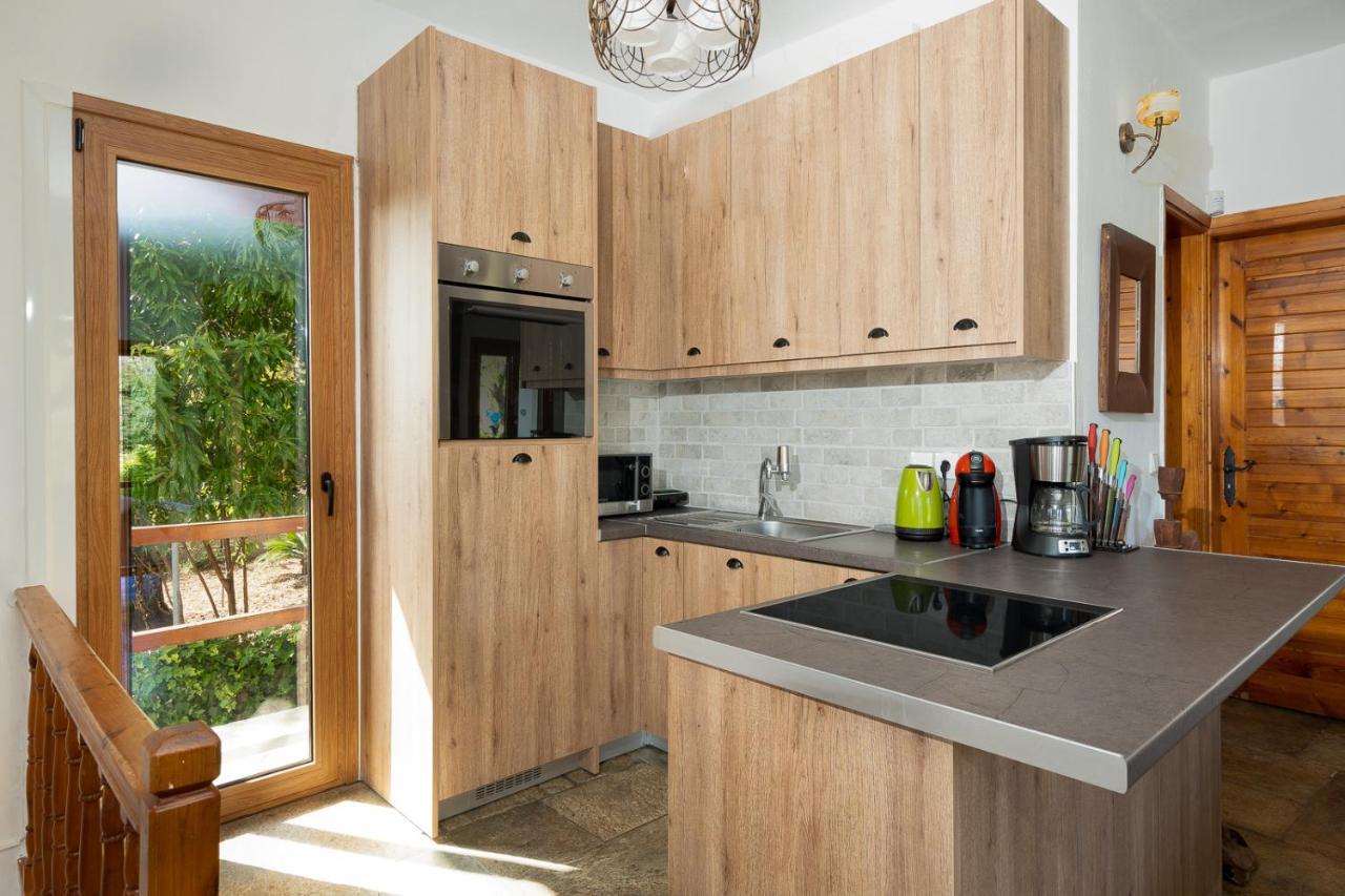 Villa Beis Pórto Ráfti Exteriör bild